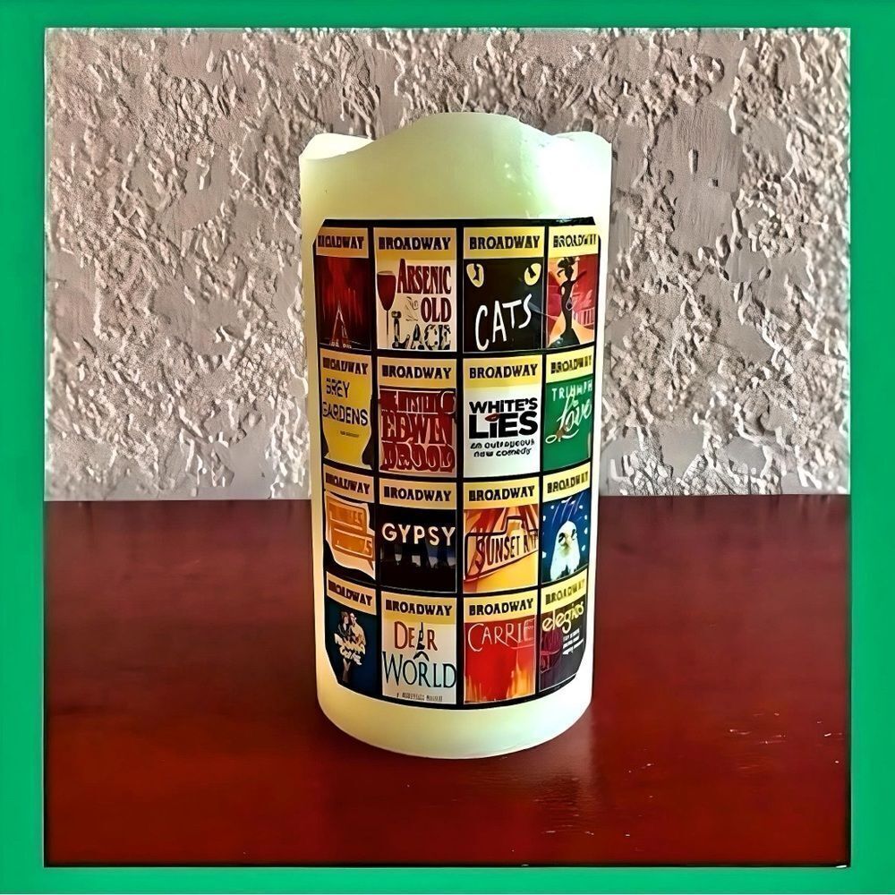 *30off3*‎ NWOT. 🕯Broadway Musical Theater Flameless Candle with Timer.